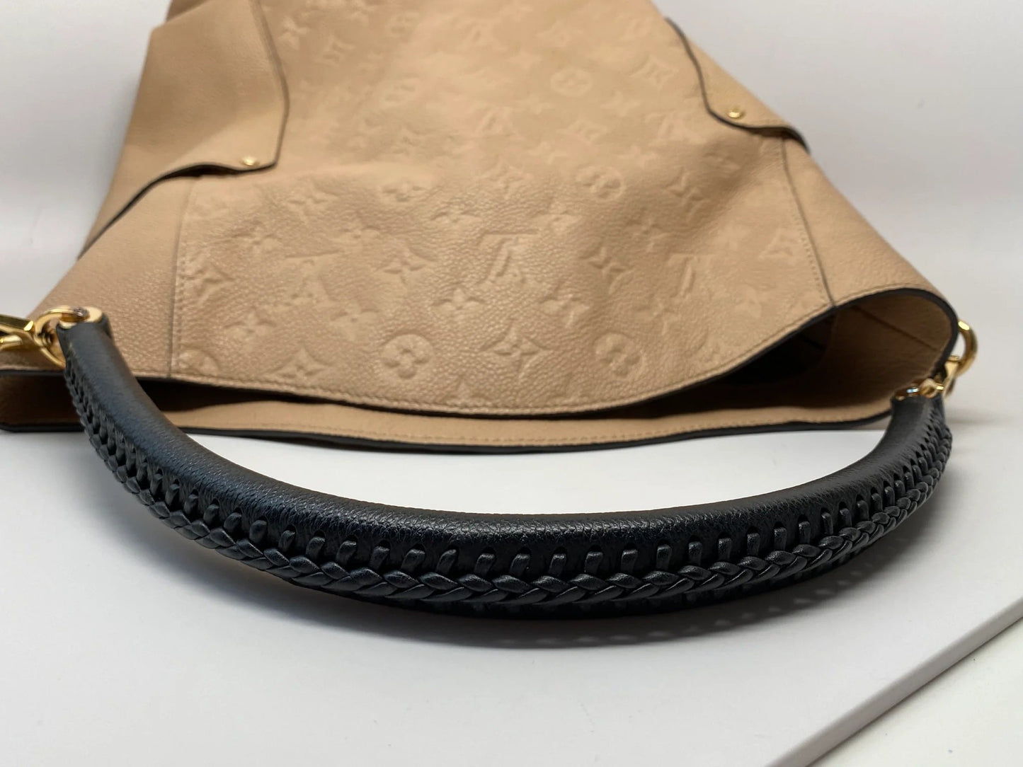 LOUIS VUITTON EMPREINTE BAGATELLE IN DUNE
