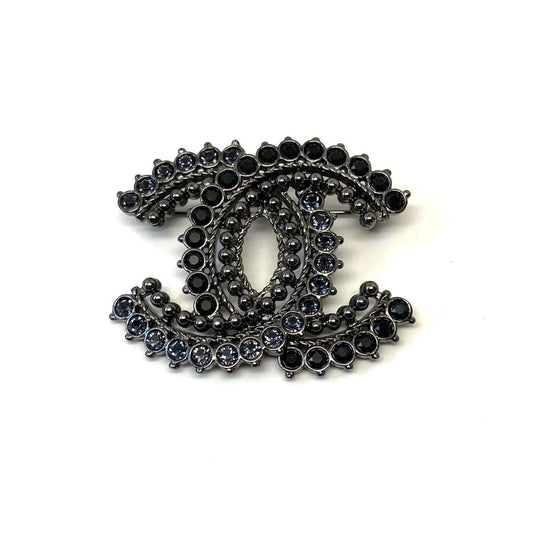 CHANEL BLACK & BLUE GEMSTONE RUTHENIUM CC BROOCH