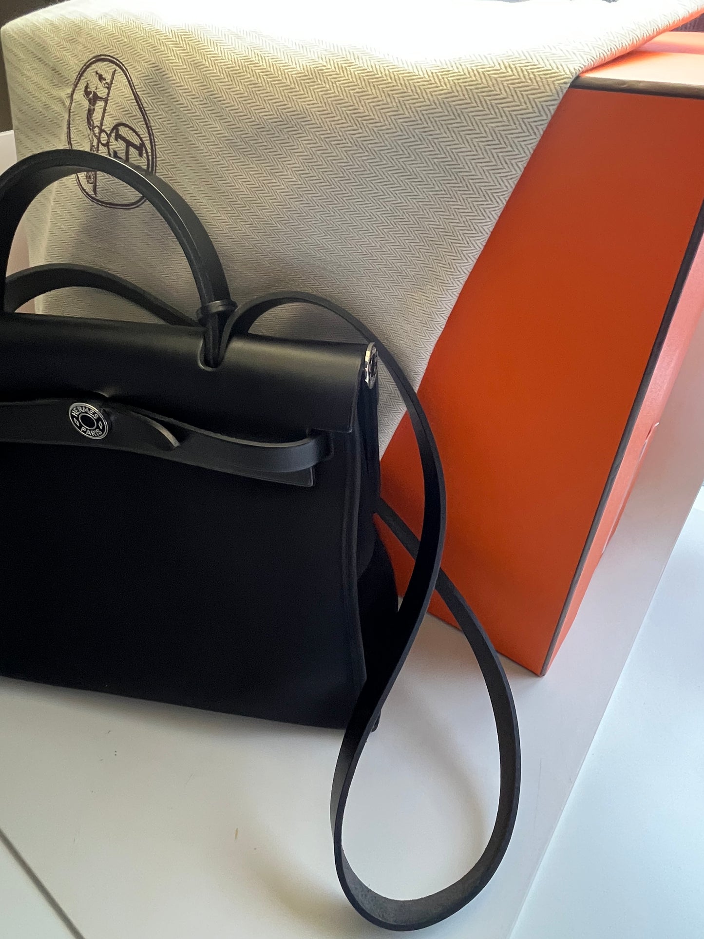 Hermes Militaire Tolle Vache Hunter Herbag Zip 31 in Black