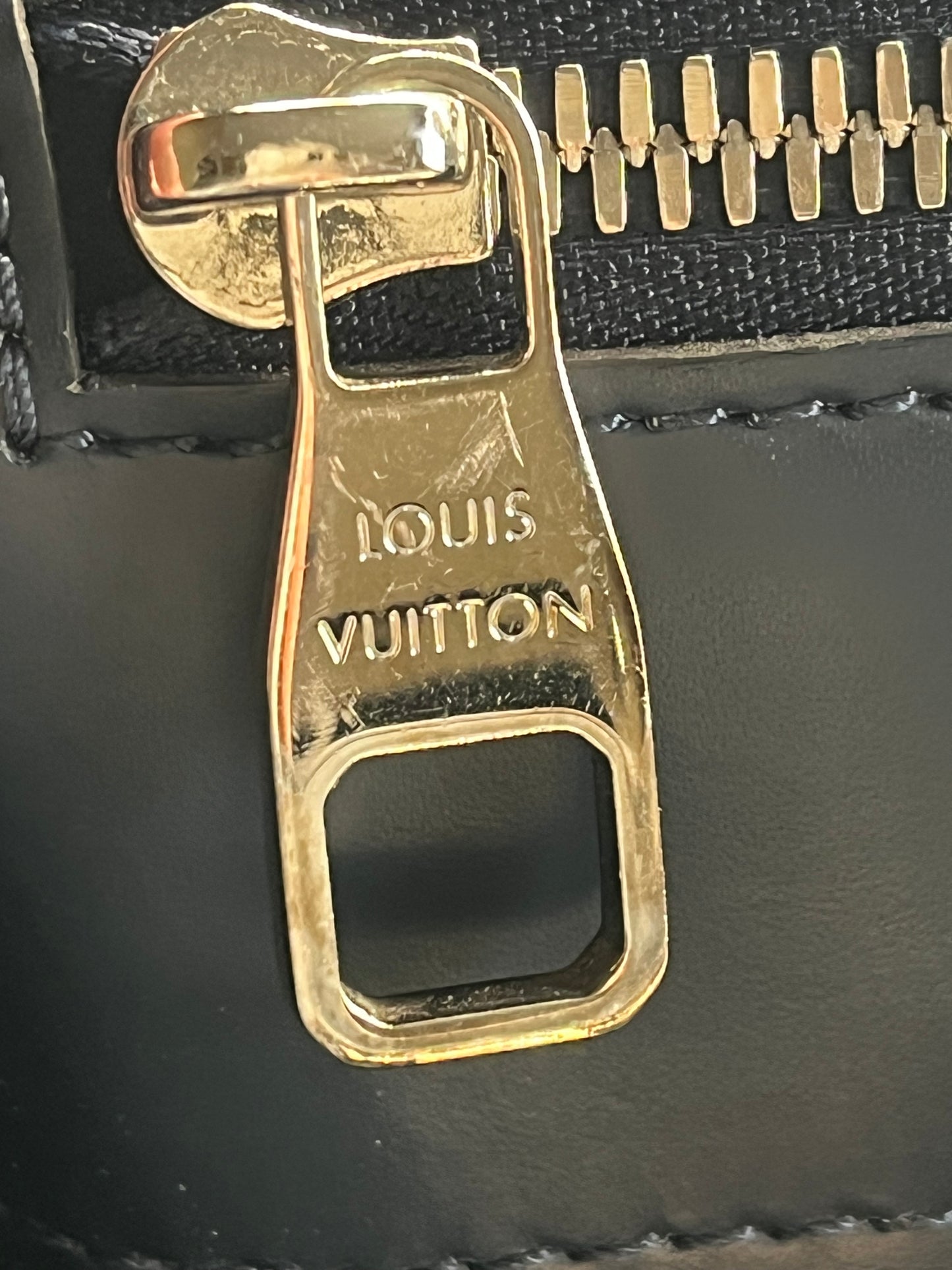 Louis Vuitton Epi Brooks 2 Way - Navy Blue