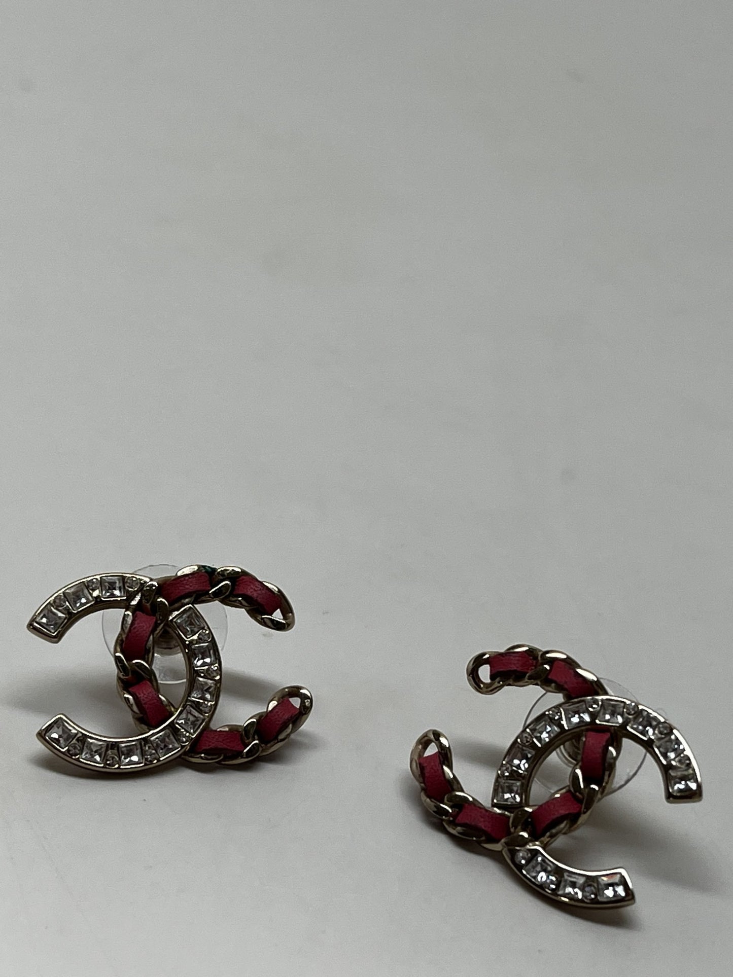 Chanel CC Timeless Earrings - Pink Intertwined Leather