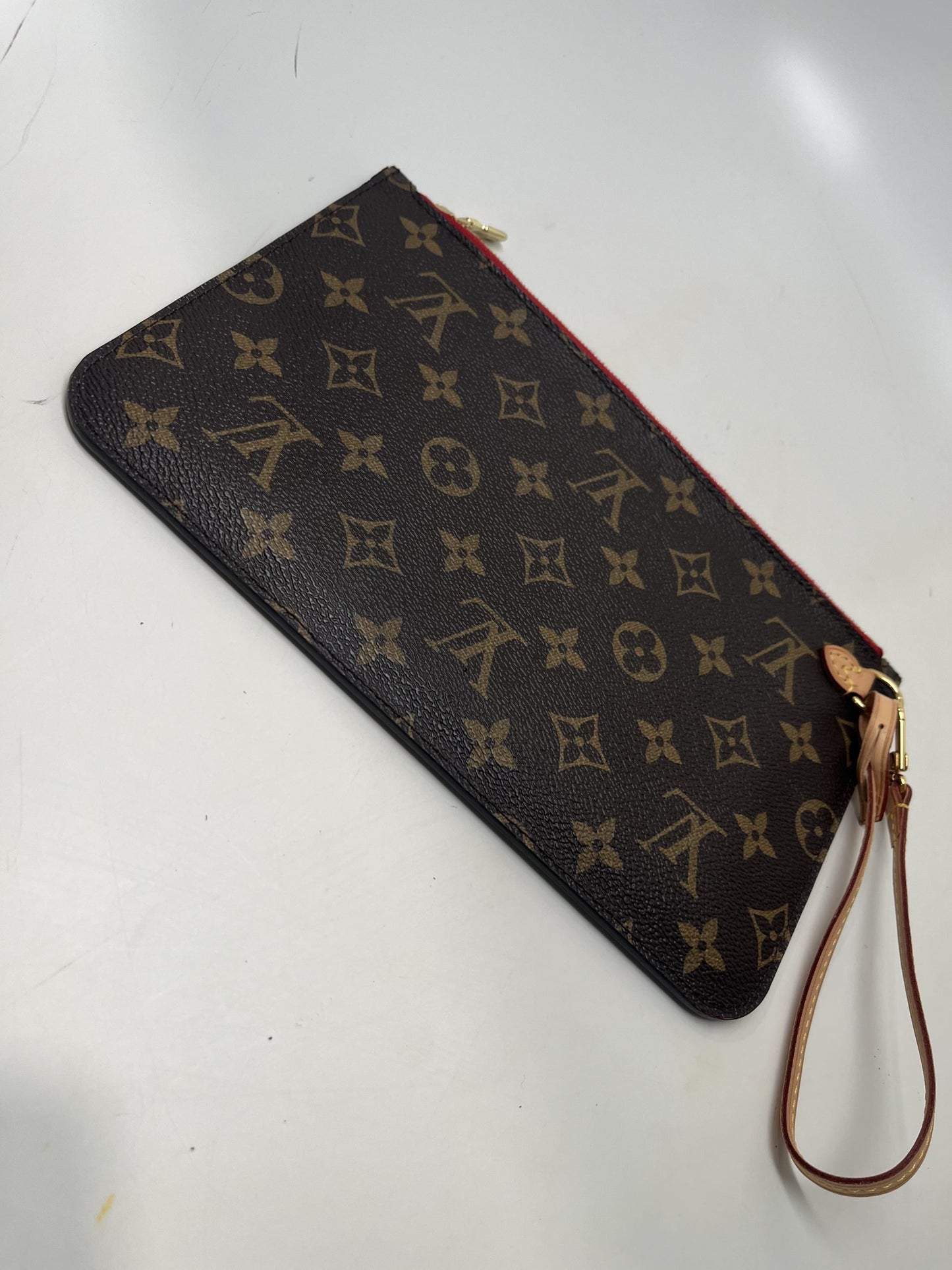 Louis Vuitton Neverfull Mono Pochette