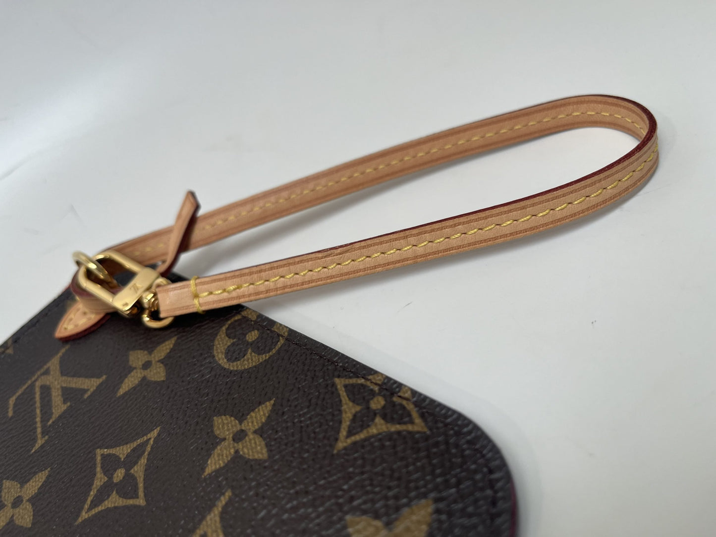 Louis Vuitton Neverfull Mono Pochette