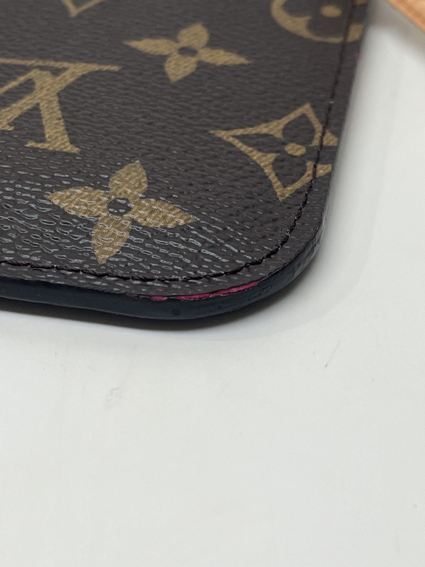 Louis Vuitton Neverfull Mono Pochette