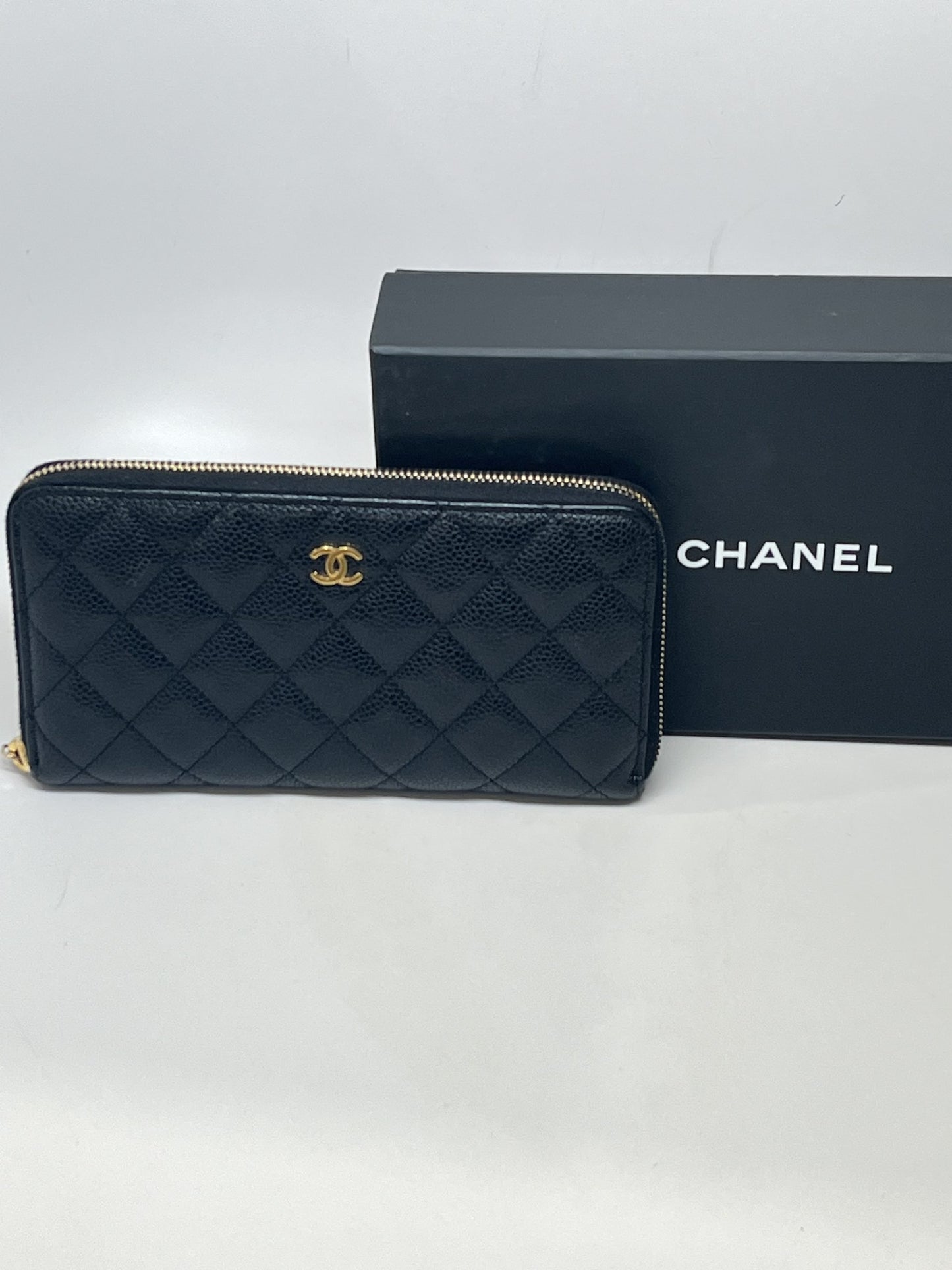 Chanel Classic Long Zipped Wallet in Caviar