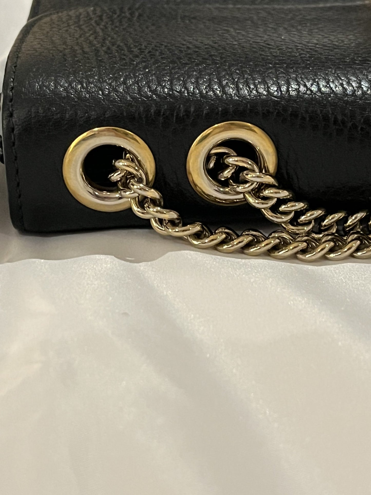 Gucci Interlocking G Dollar Flap Bag in Black