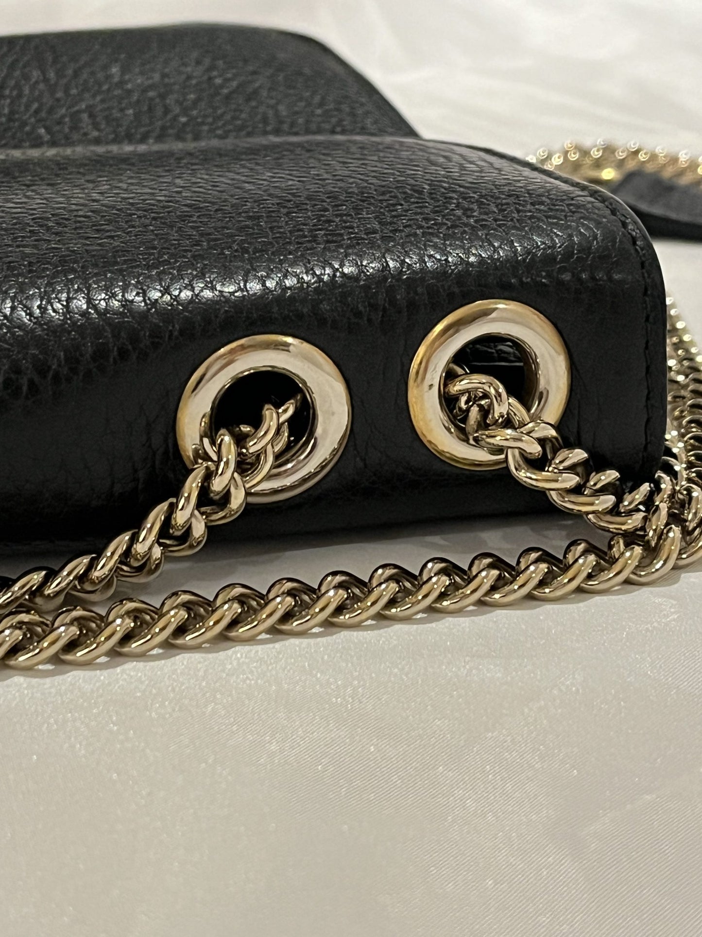 Gucci Interlocking G Dollar Flap Bag in Black