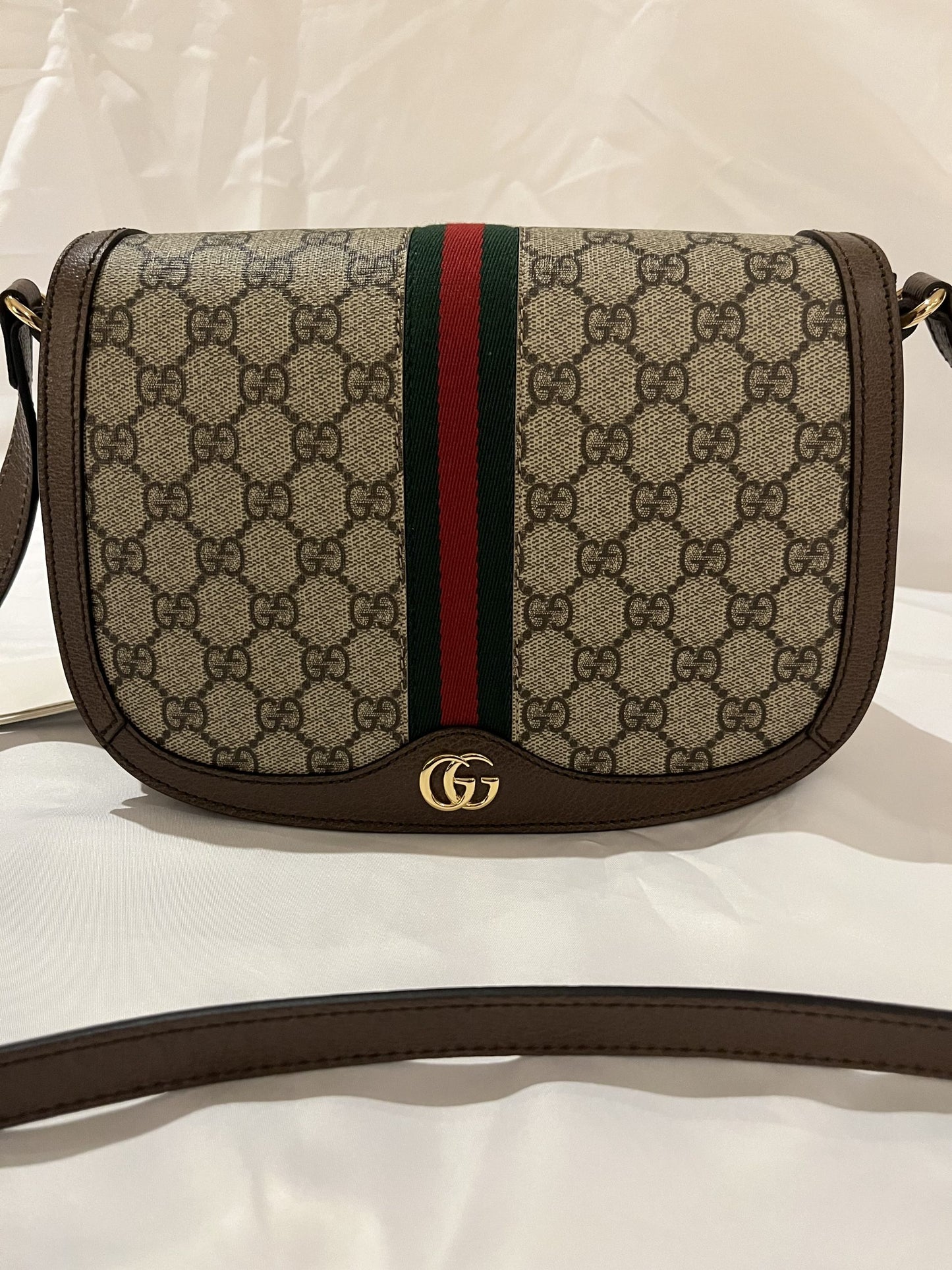 Gucci GG Medium Ophidia Bag in Beige and Ebony