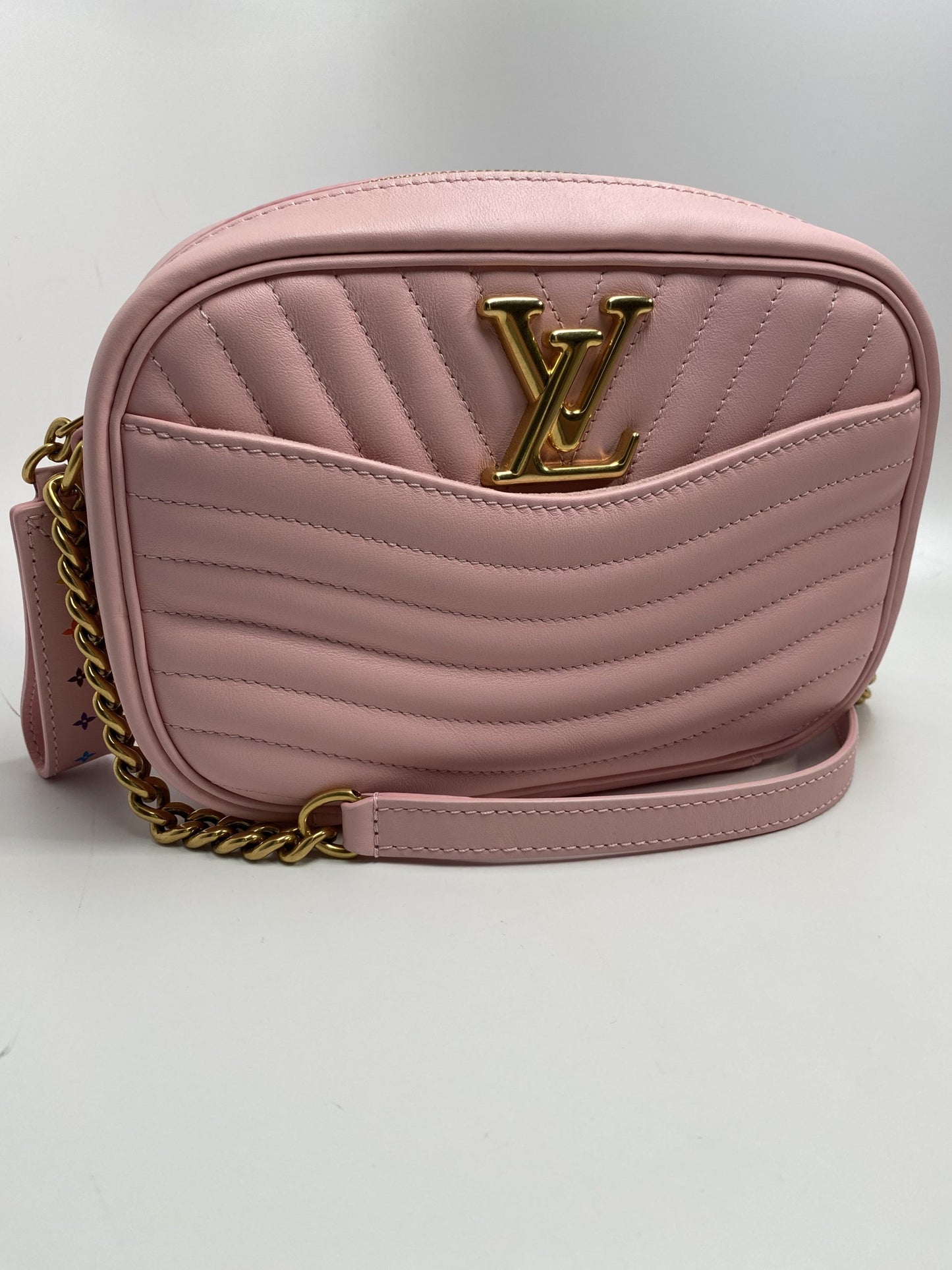 Louis Vuitton New Wave Camera Bag in Pink