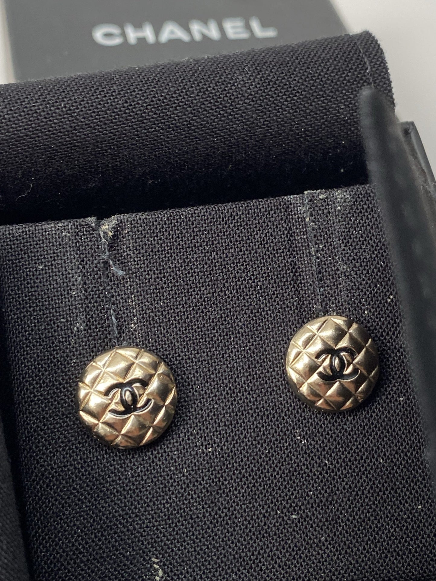 CHANEL VINTAGE METAL QUILTED PARIS BUTTON CC EARRINGS